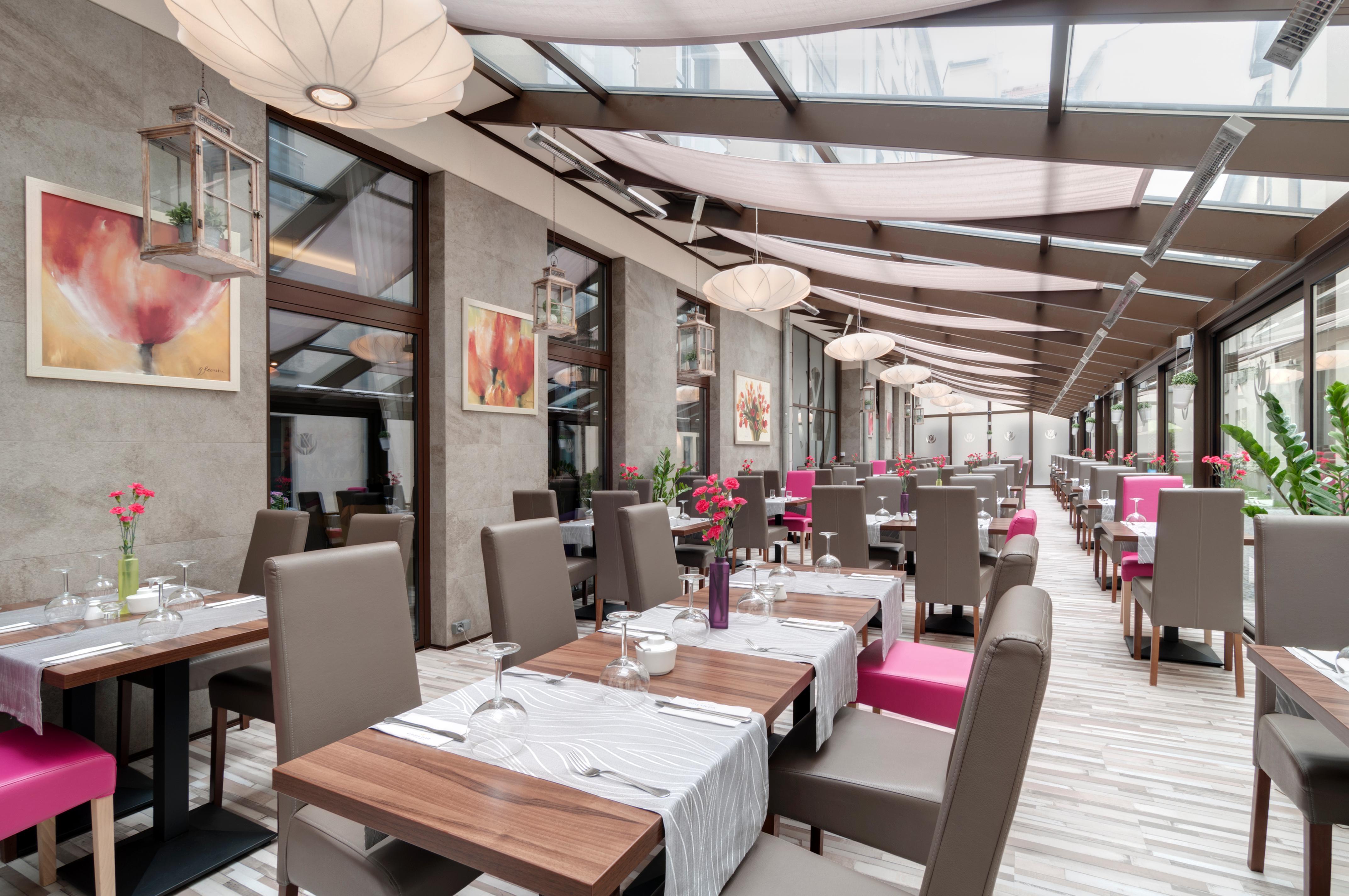 Golden Tulip Krakow City Center Exterior photo